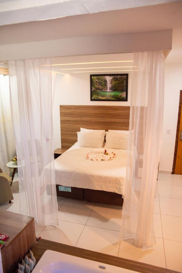 Pousada Araras Алту-Параизу-ди-Гояс Экстерьер фото
